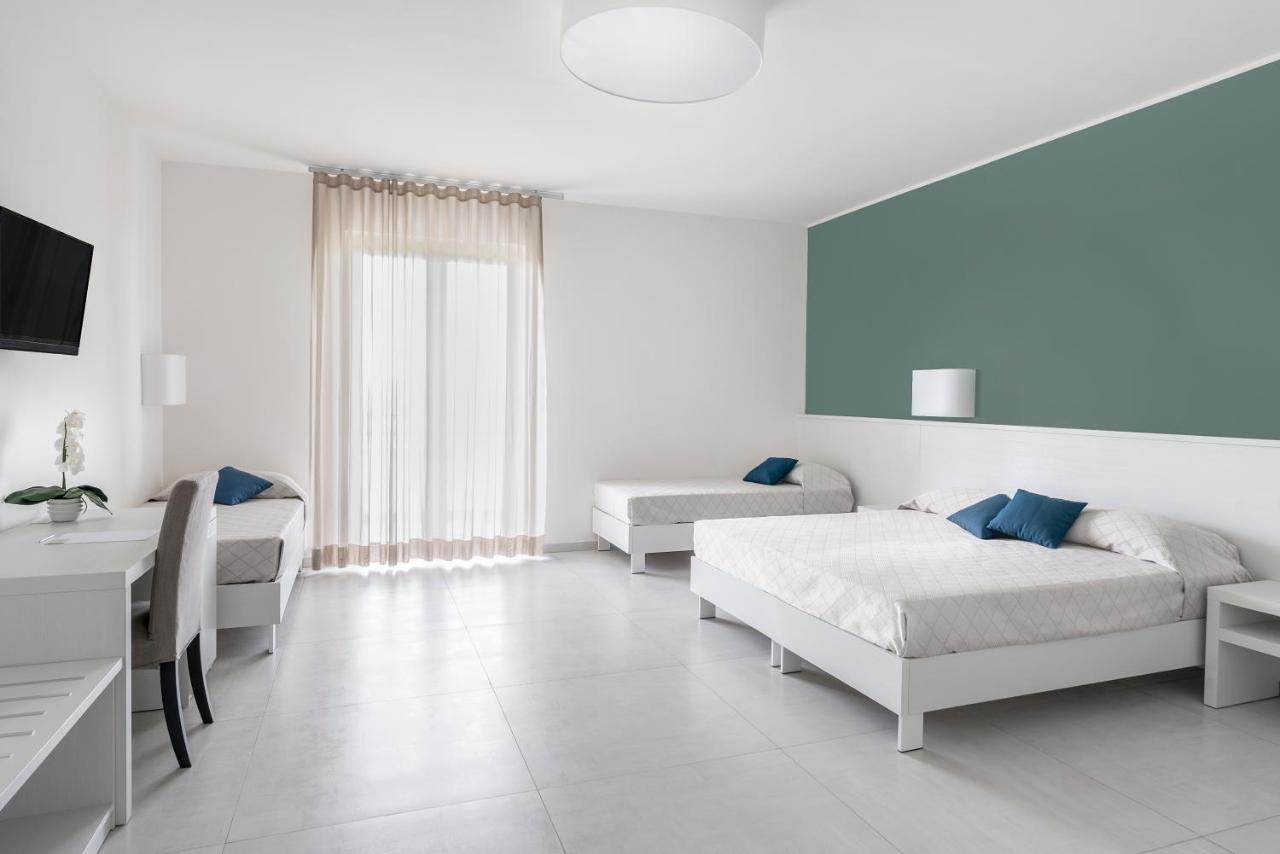 Alfema Rooms Ugento Εξωτερικό φωτογραφία