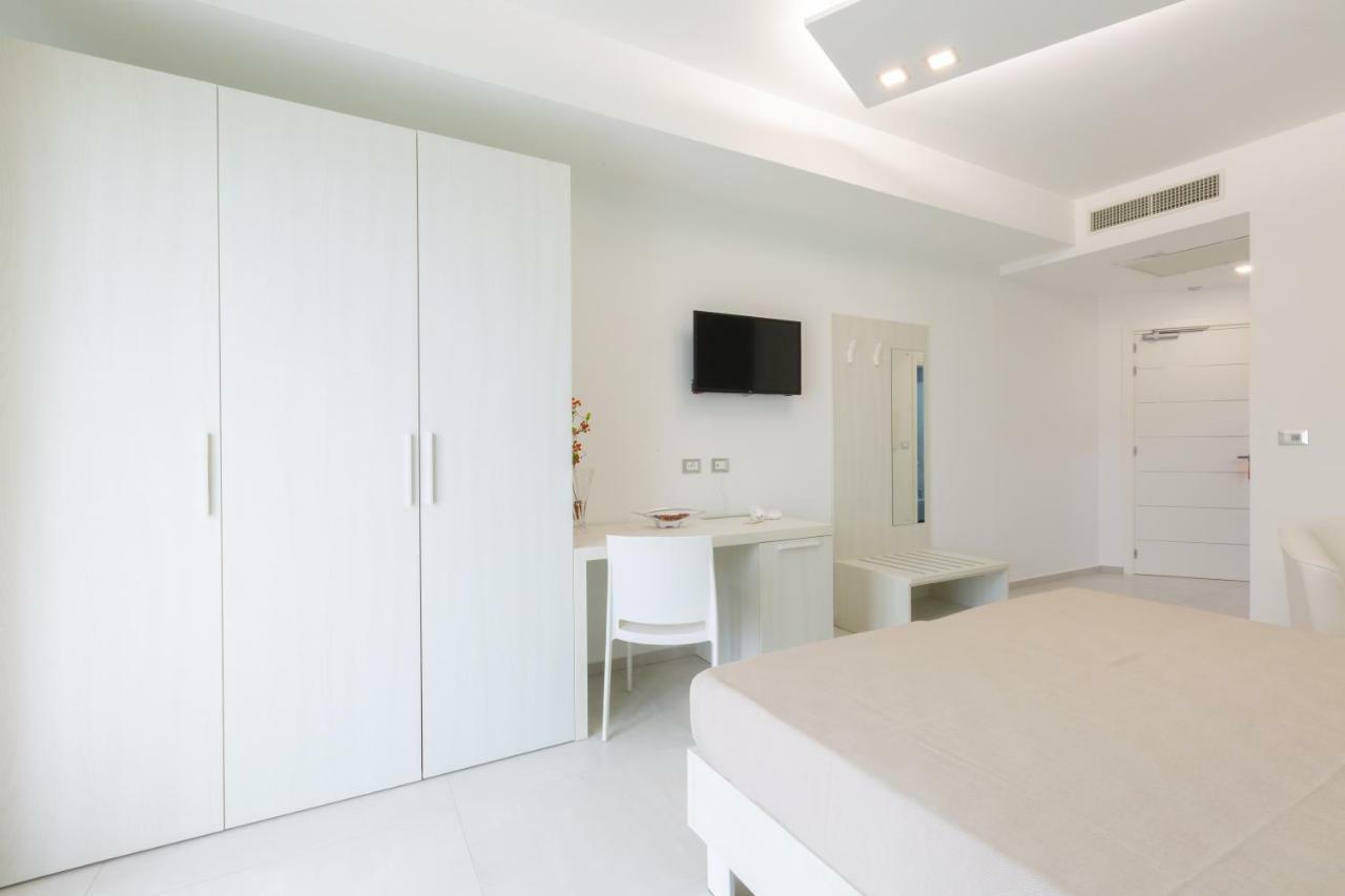 Alfema Rooms Ugento Εξωτερικό φωτογραφία