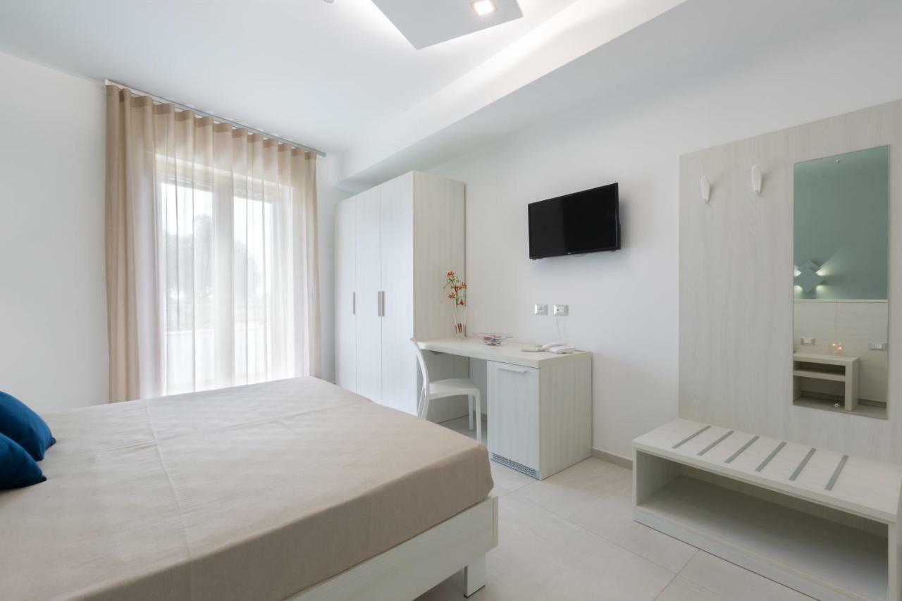 Alfema Rooms Ugento Εξωτερικό φωτογραφία